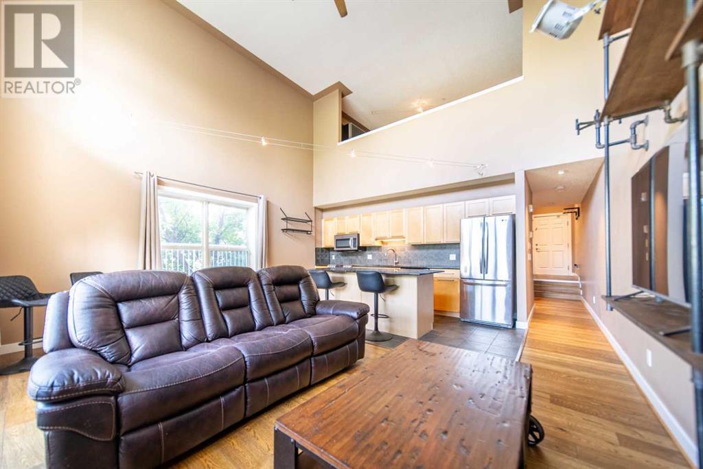 Photo 5 of 102 1505 27 Avenue Sw, Calgary AB