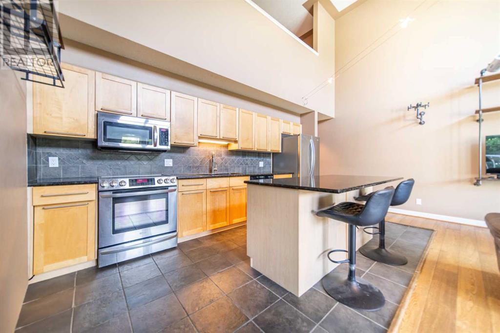 Photo 6 of 102 1505 27 Avenue Sw, Calgary AB