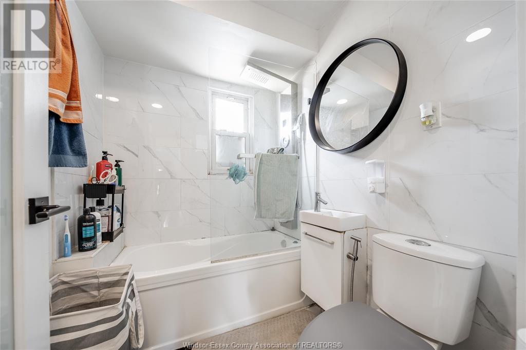 Photo 12 of 744 Mcdougall Street, Windsor ON