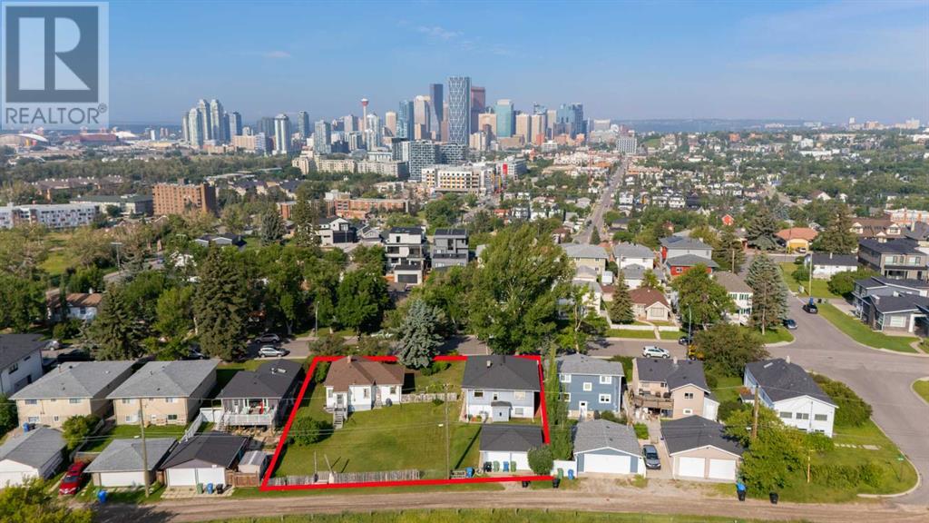 Single Family House Bungalow for Sale in  Child Avenue NE Renfrew Calgary 