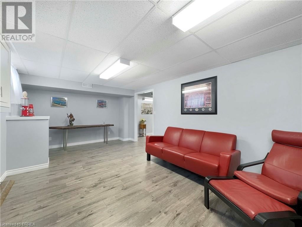 Photo 39 of 30 Lingwood Drive, Waterford ON
