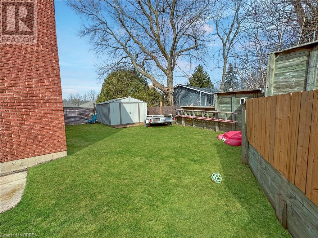 Photo 9 of 30 Lingwood Drive, Waterford ON