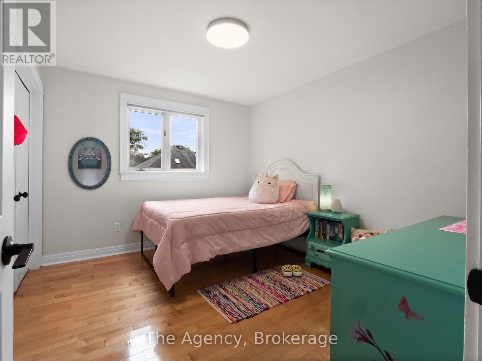 Photo 18 of 10 Westwood Drive, Port Colborne ON