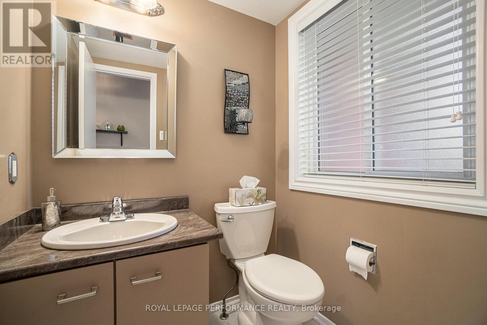 Photo 22 of 170 Midsummer Terrace, Ottawa ON