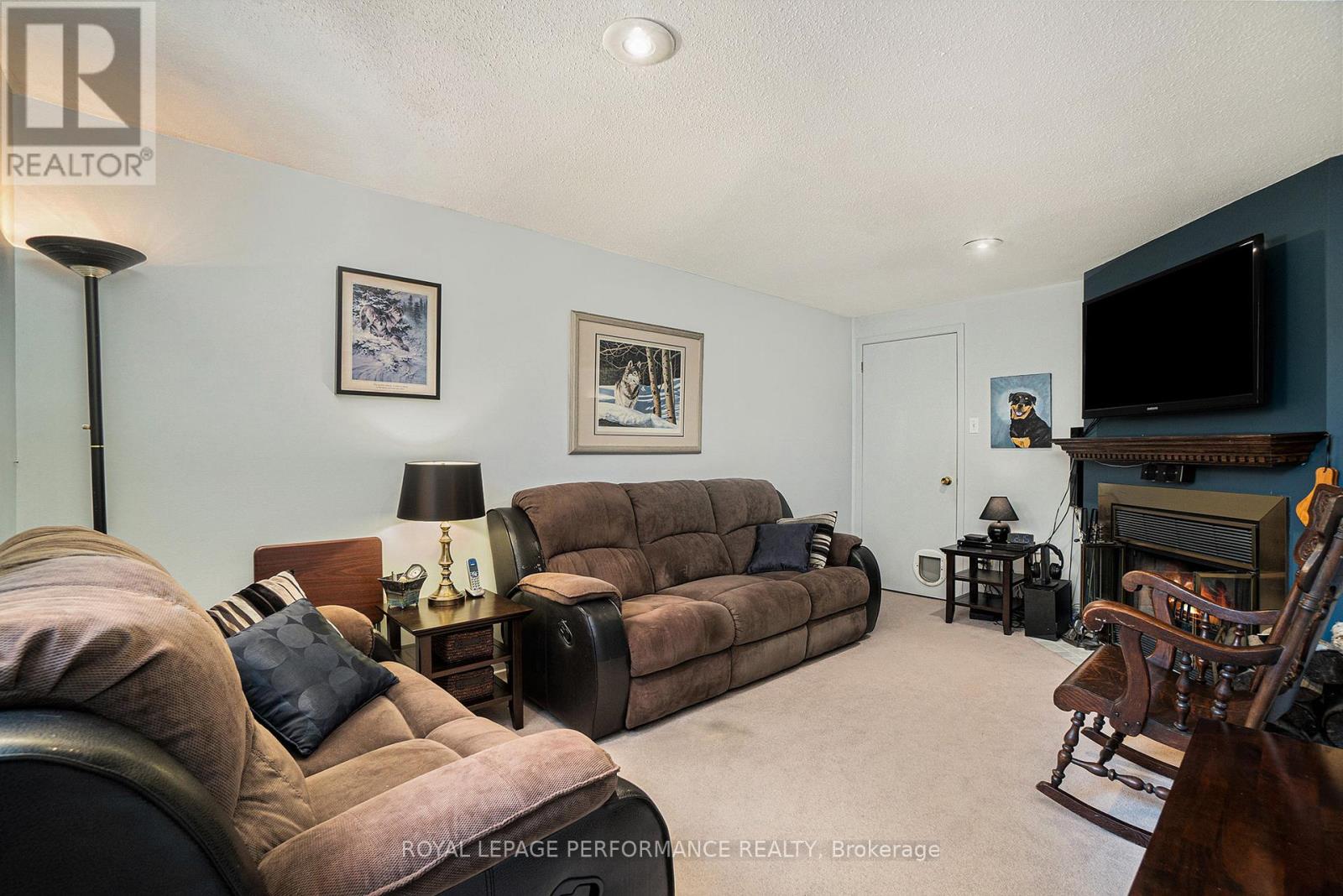 Photo 12 of 170 Midsummer Terrace, Ottawa ON