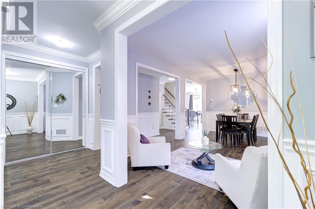 Photo 5 of 1406 Marshall Crescent, Milton ON