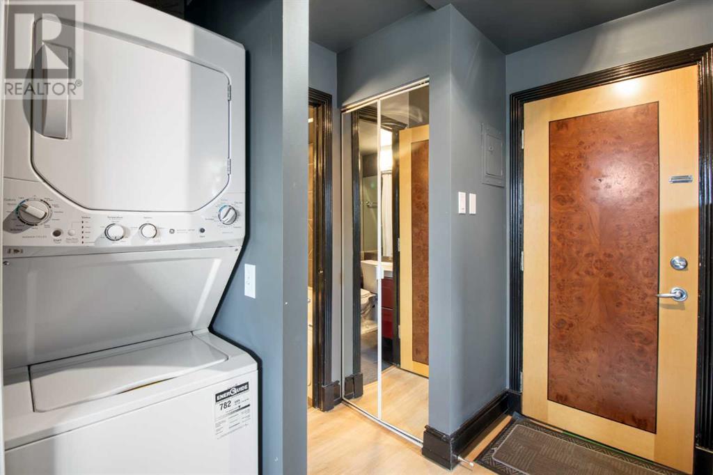 Single Family House Loft for Sale in   Cameron Avenue SW Lower Mount Royal Calgary 