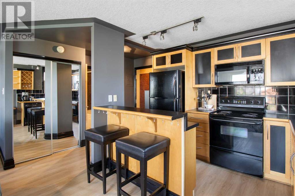 Single Family House Loft for Sale in   Cameron Avenue SW Lower Mount Royal Calgary 
