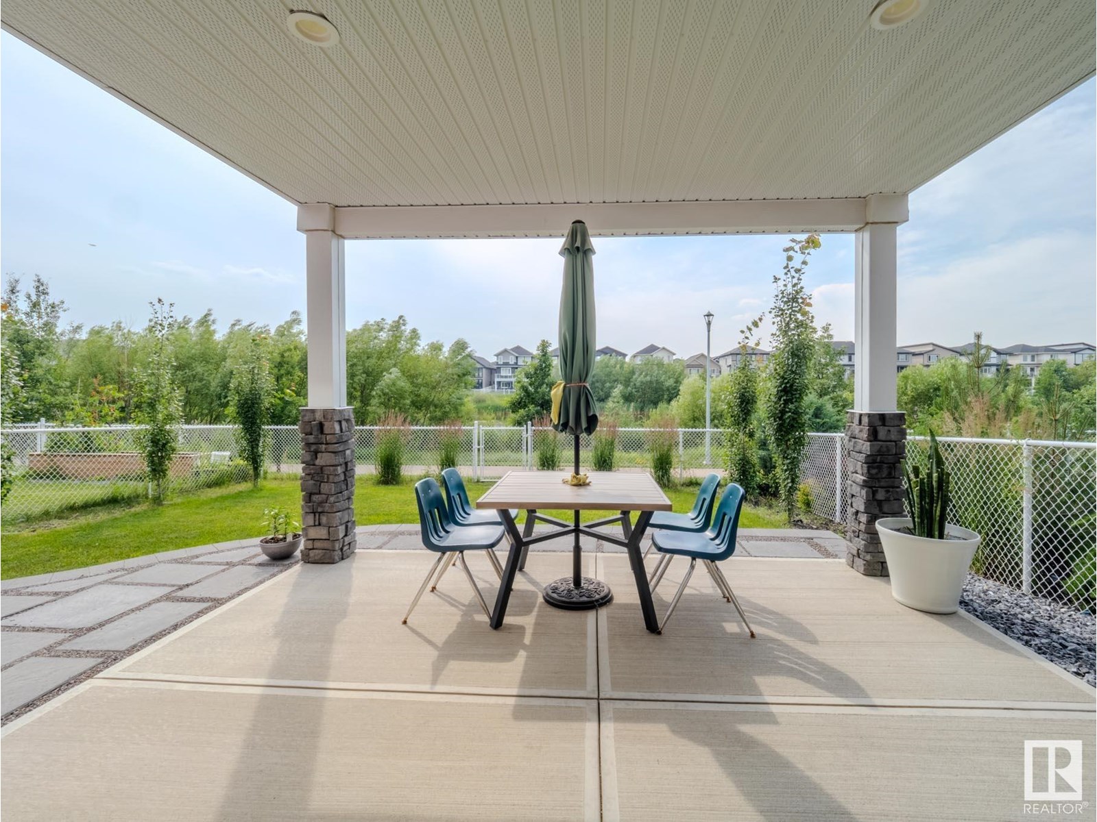 Photo 63 of 9756 222 St Nw, Edmonton AB