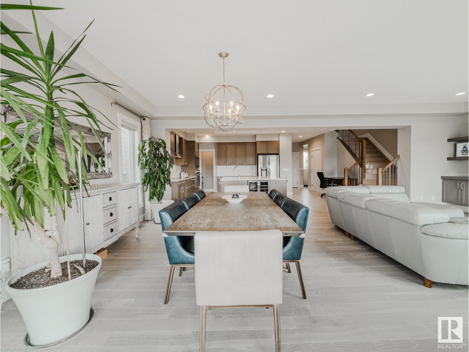 Photo 23 of 9756 222 St Nw, Edmonton AB