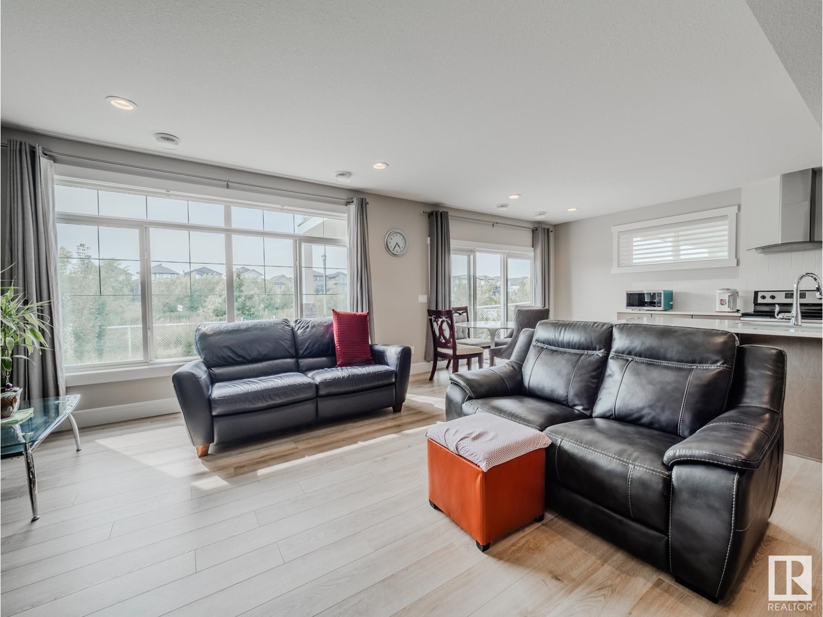 Photo 61 of 9756 222 St Nw, Edmonton AB