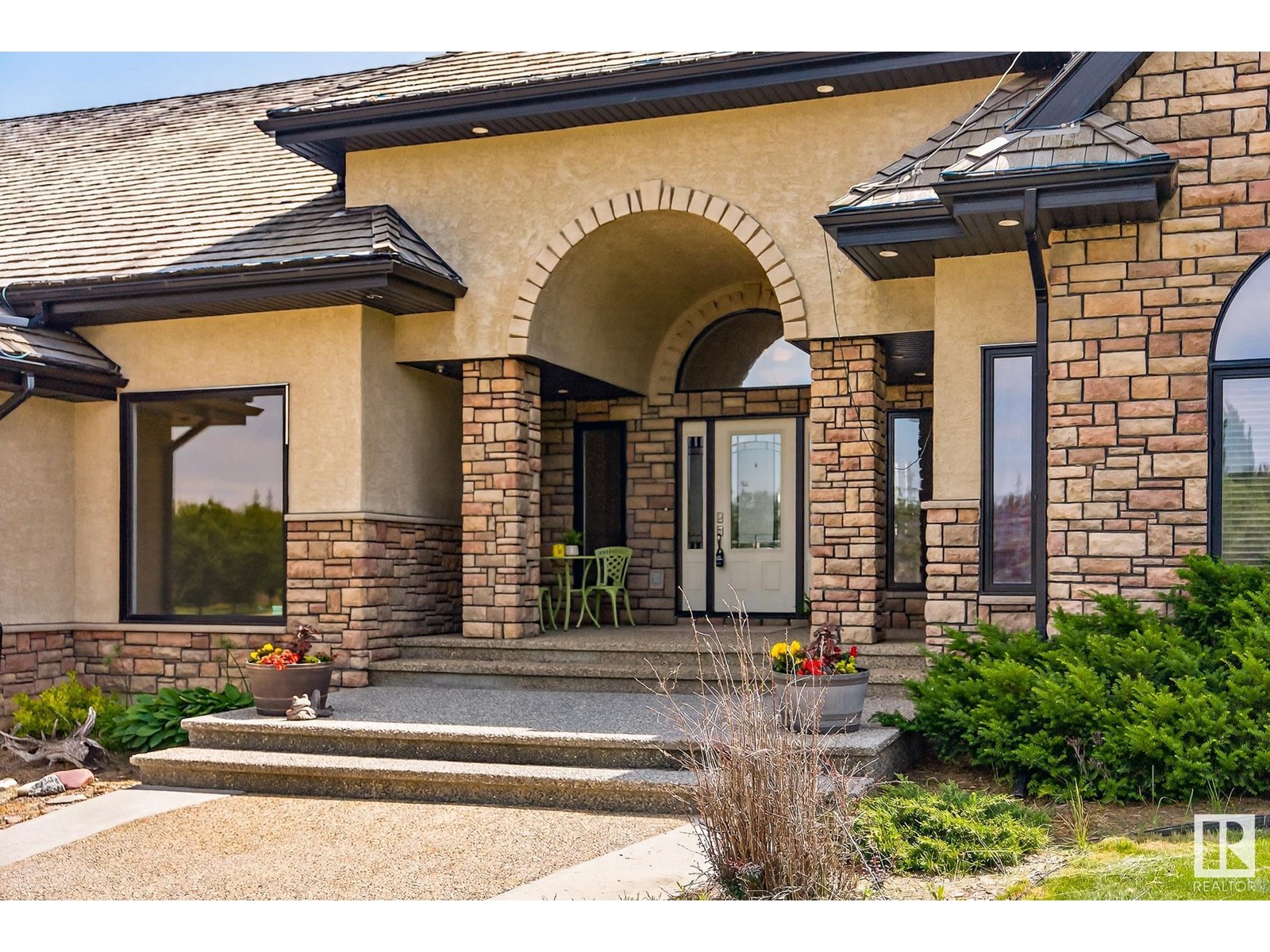 Photo 2 of 13 53223 Rge Road 264, Rural Parkland County AB