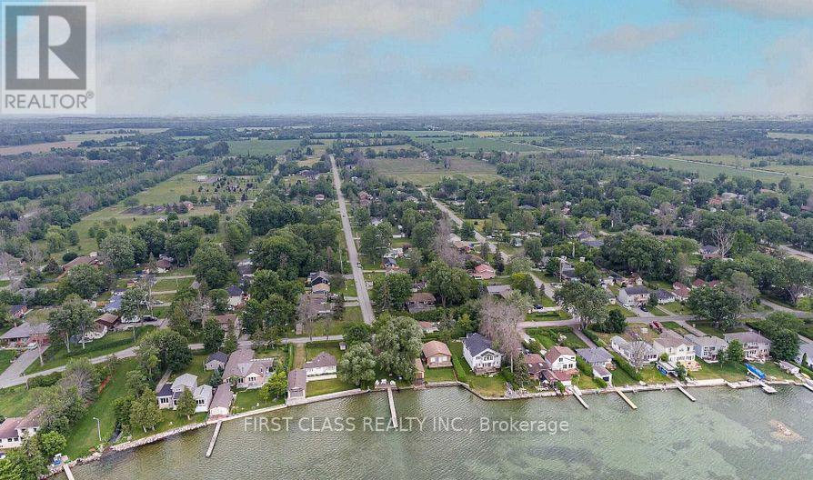 Photo 5 of 120 Sunset Beach Road, Georgina ON