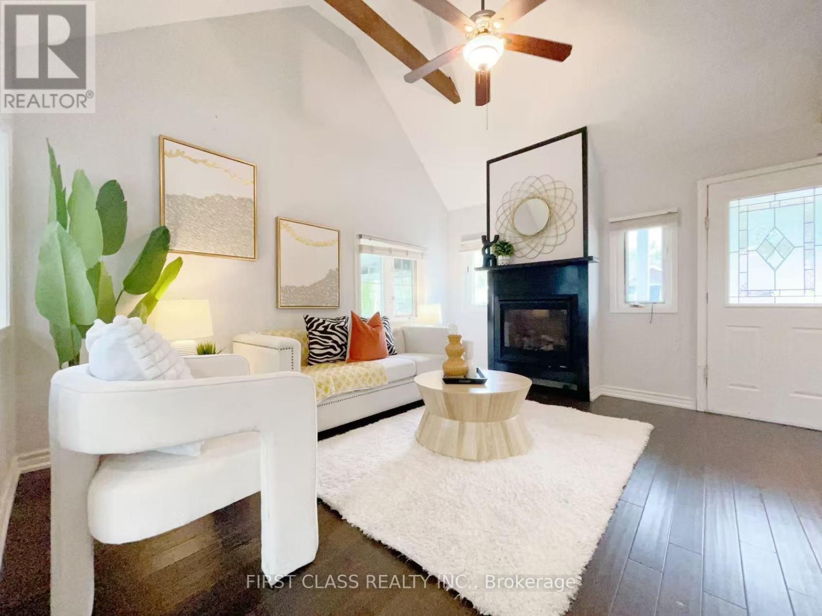 Photo 6 of 120 Sunset Beach Road, Georgina ON