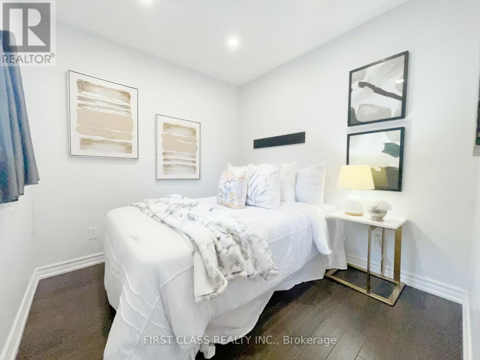 Photo 7 of 120 Sunset Beach Road, Georgina ON