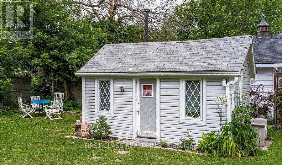 Photo 9 of 120 Sunset Beach Road, Georgina ON