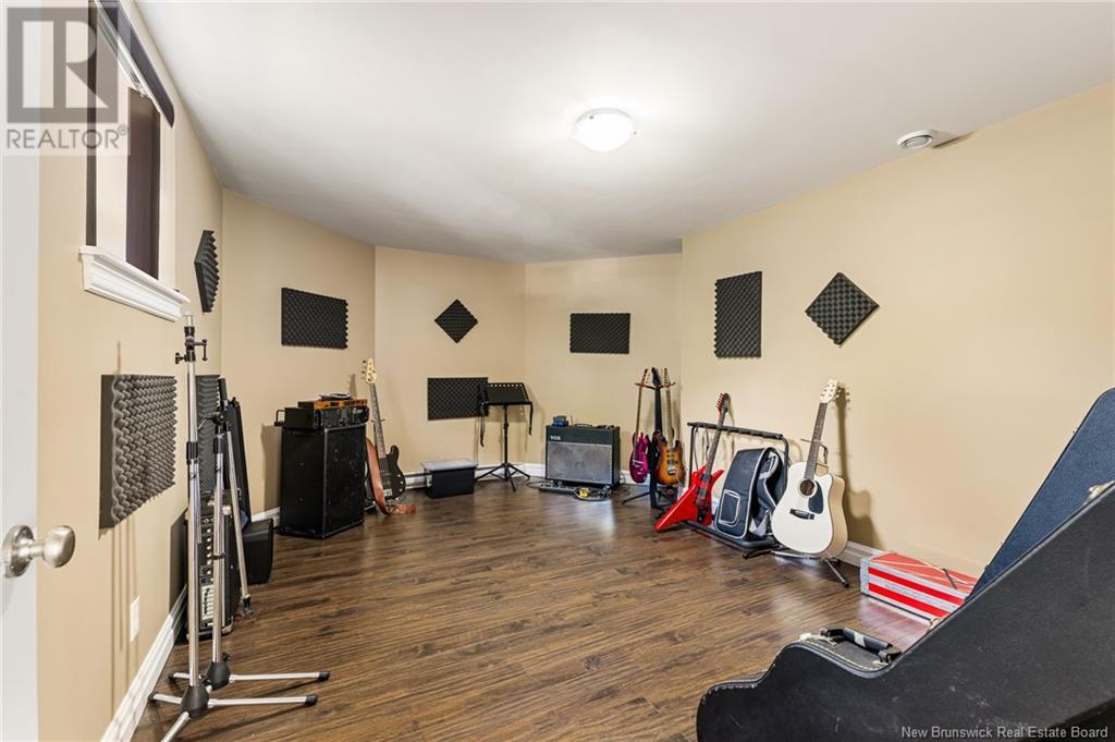 551 DOVER ROAD - 29