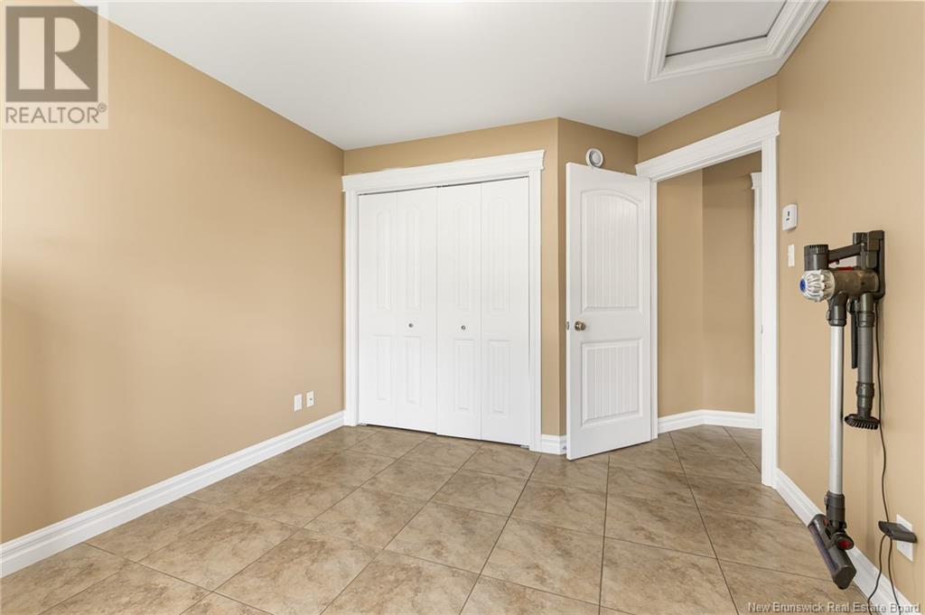 551 DOVER ROAD - 25