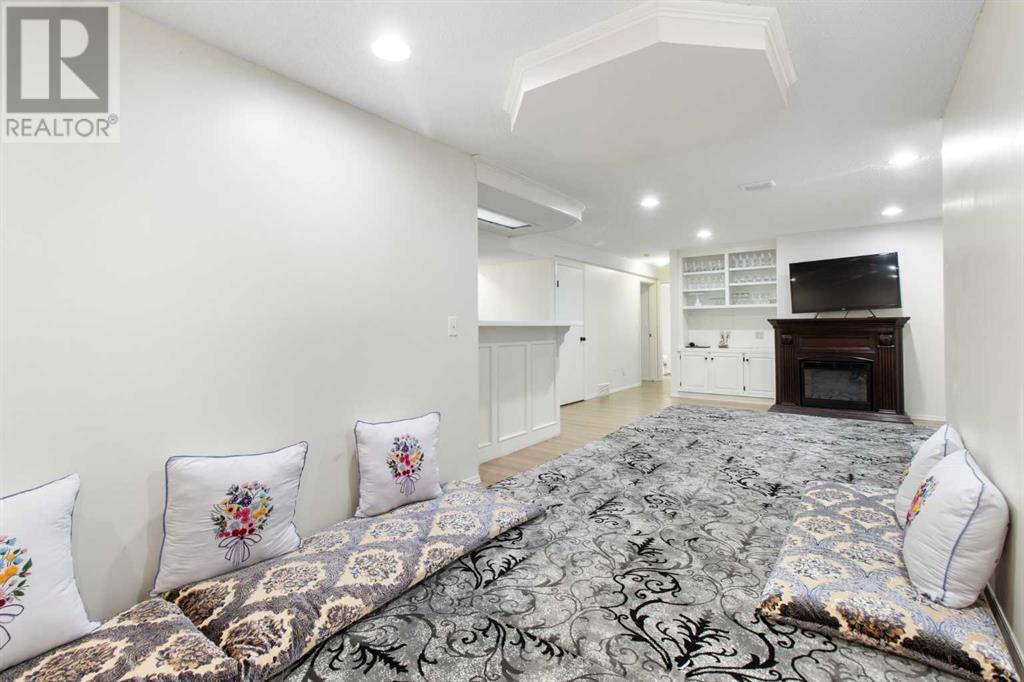 Single Family House for Sale in  Hidden Valley Drive NW Hidden Valley Calgary 