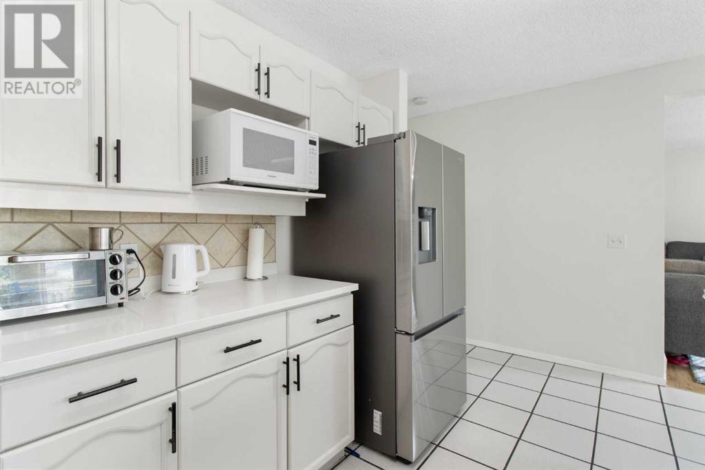 Single Family House for Sale in  Hidden Valley Drive NW Hidden Valley Calgary 