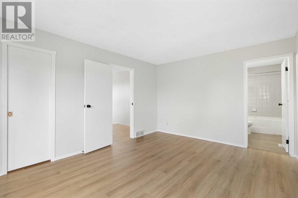 Single Family House for Sale in  Hidden Valley Drive NW Hidden Valley Calgary 