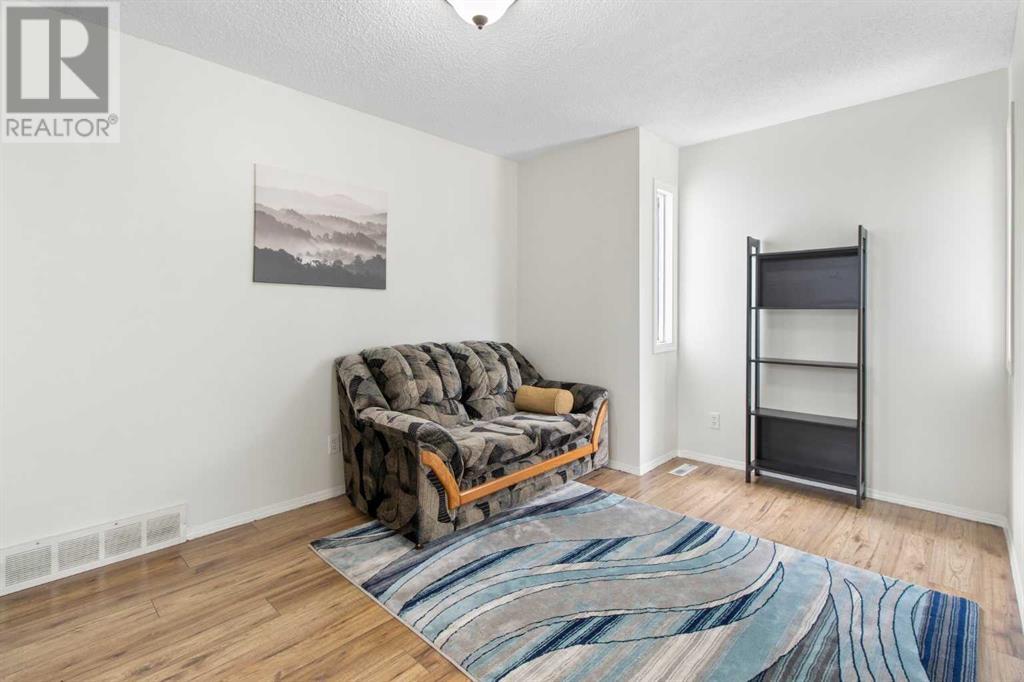 Single Family House for Sale in  Hidden Valley Drive NW Hidden Valley Calgary 