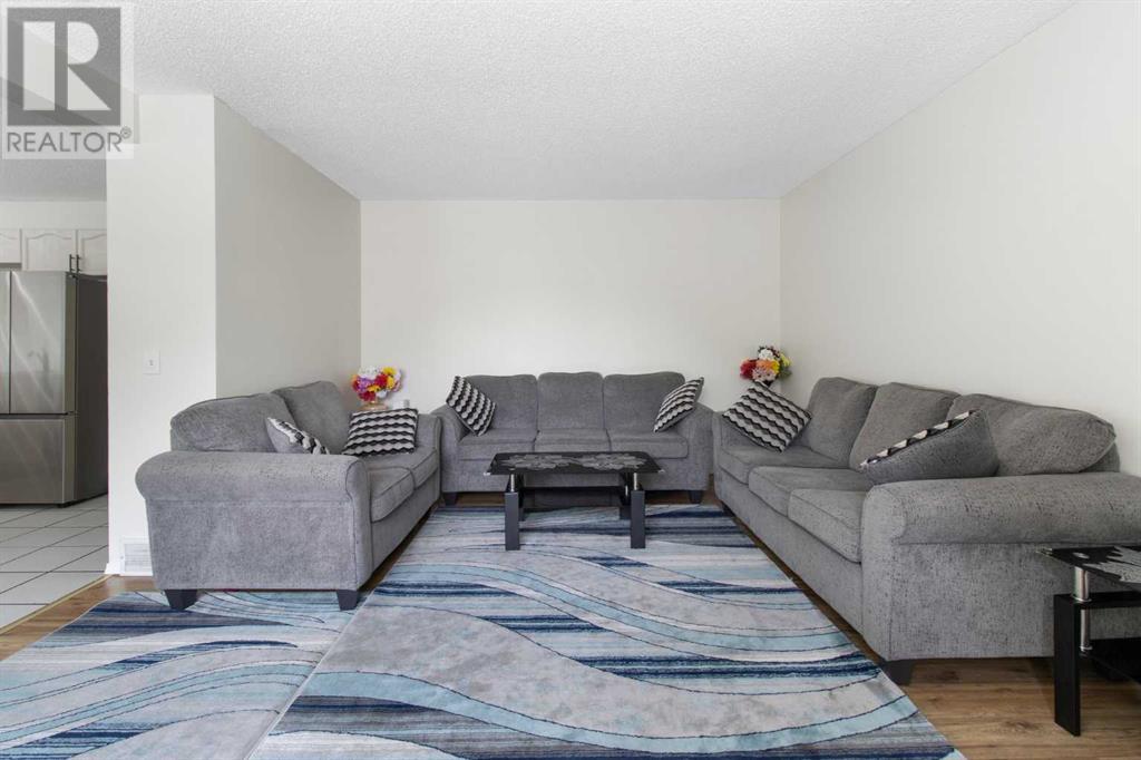 Single Family House for Sale in  Hidden Valley Drive NW Hidden Valley Calgary 