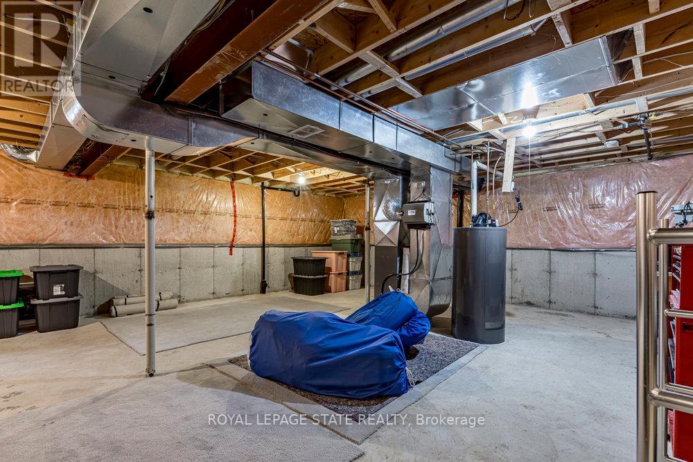 Photo 47 of 42 Archer Way, Hamilton ON