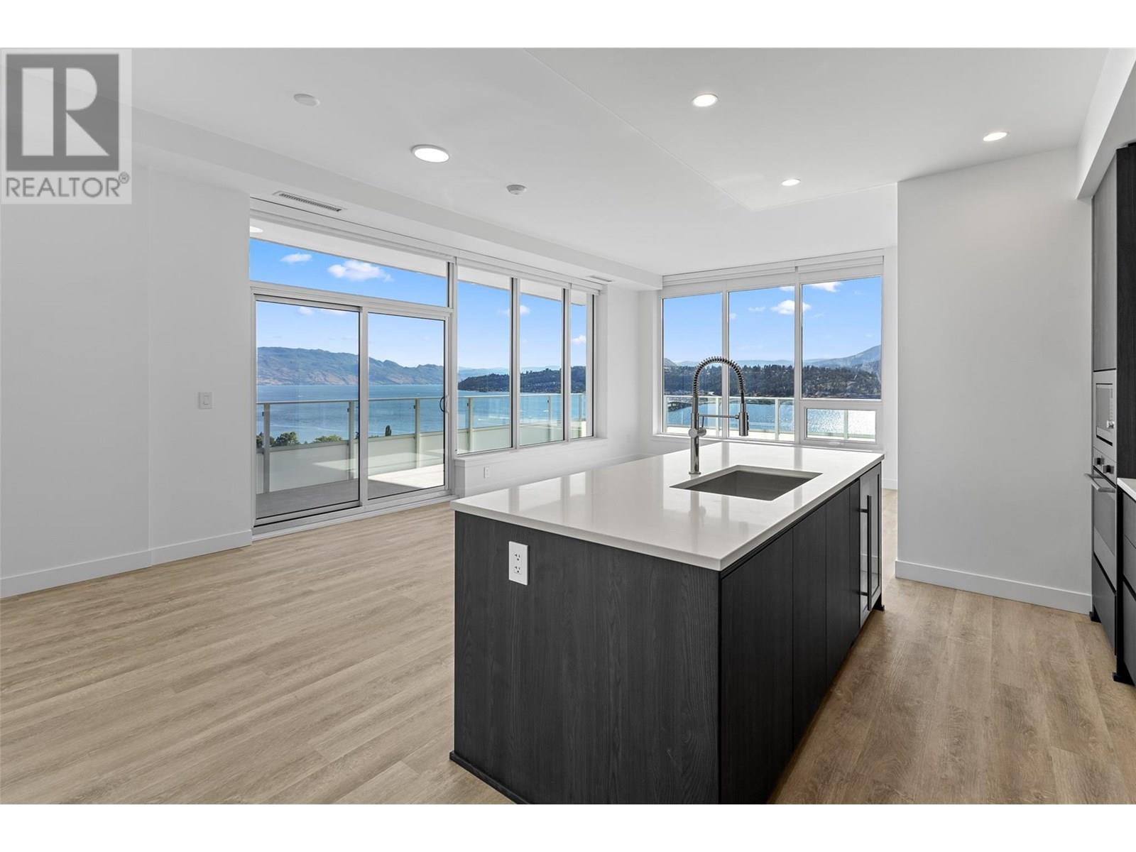 Photo 11 of 238 Leon Avenue Unit 2207, Kelowna BC
