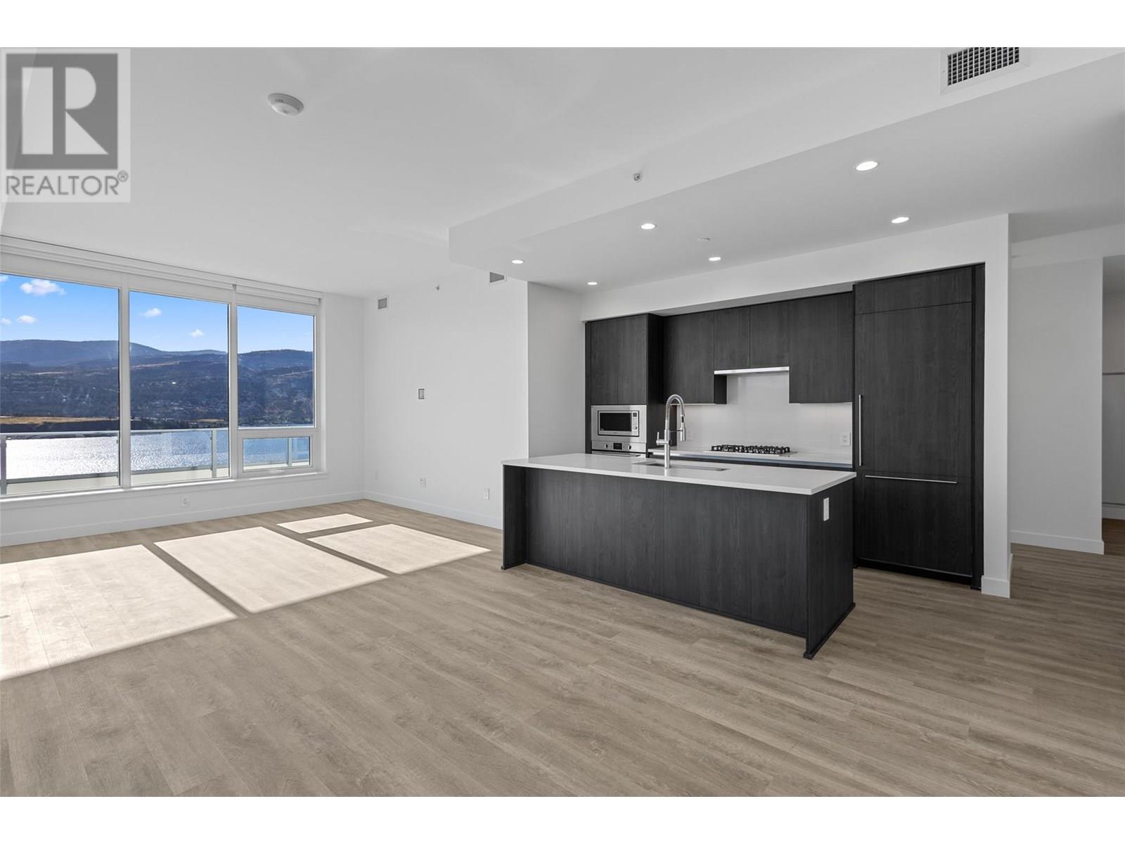Photo 87 of 238 Leon Avenue Unit 2207, Kelowna BC