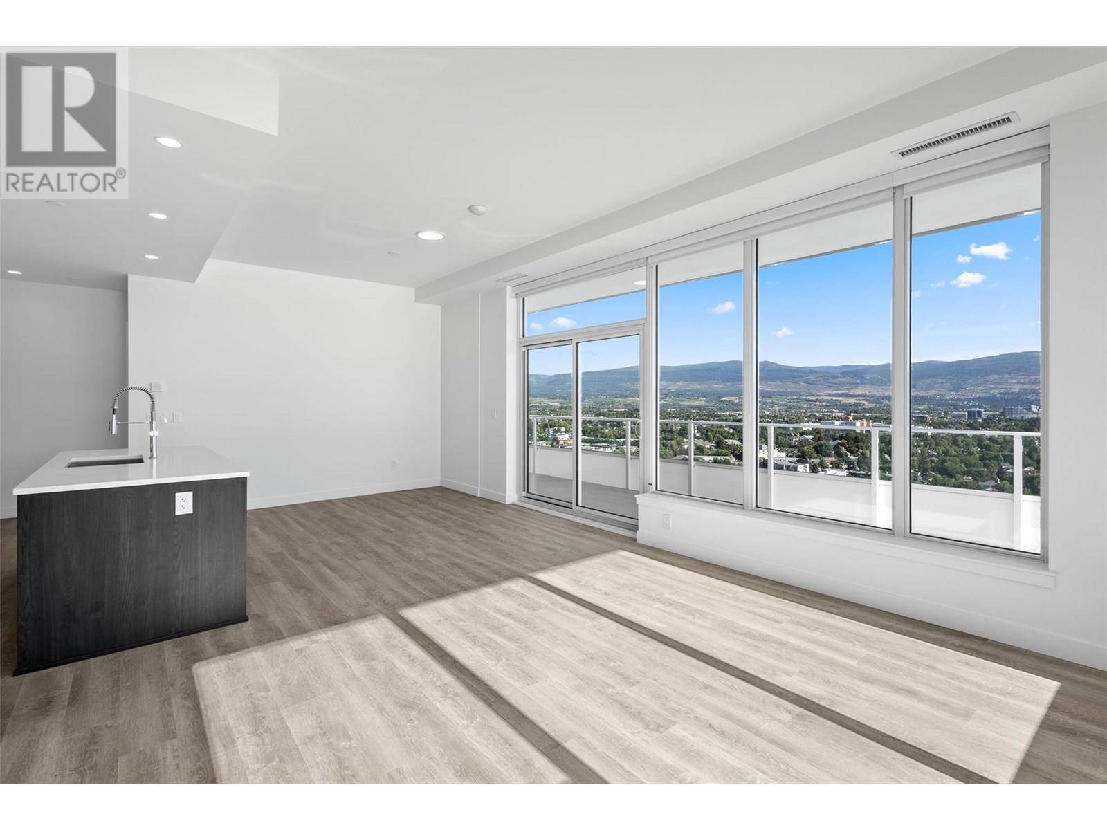 Photo 10 of 238 Leon Avenue Unit 2207, Kelowna BC