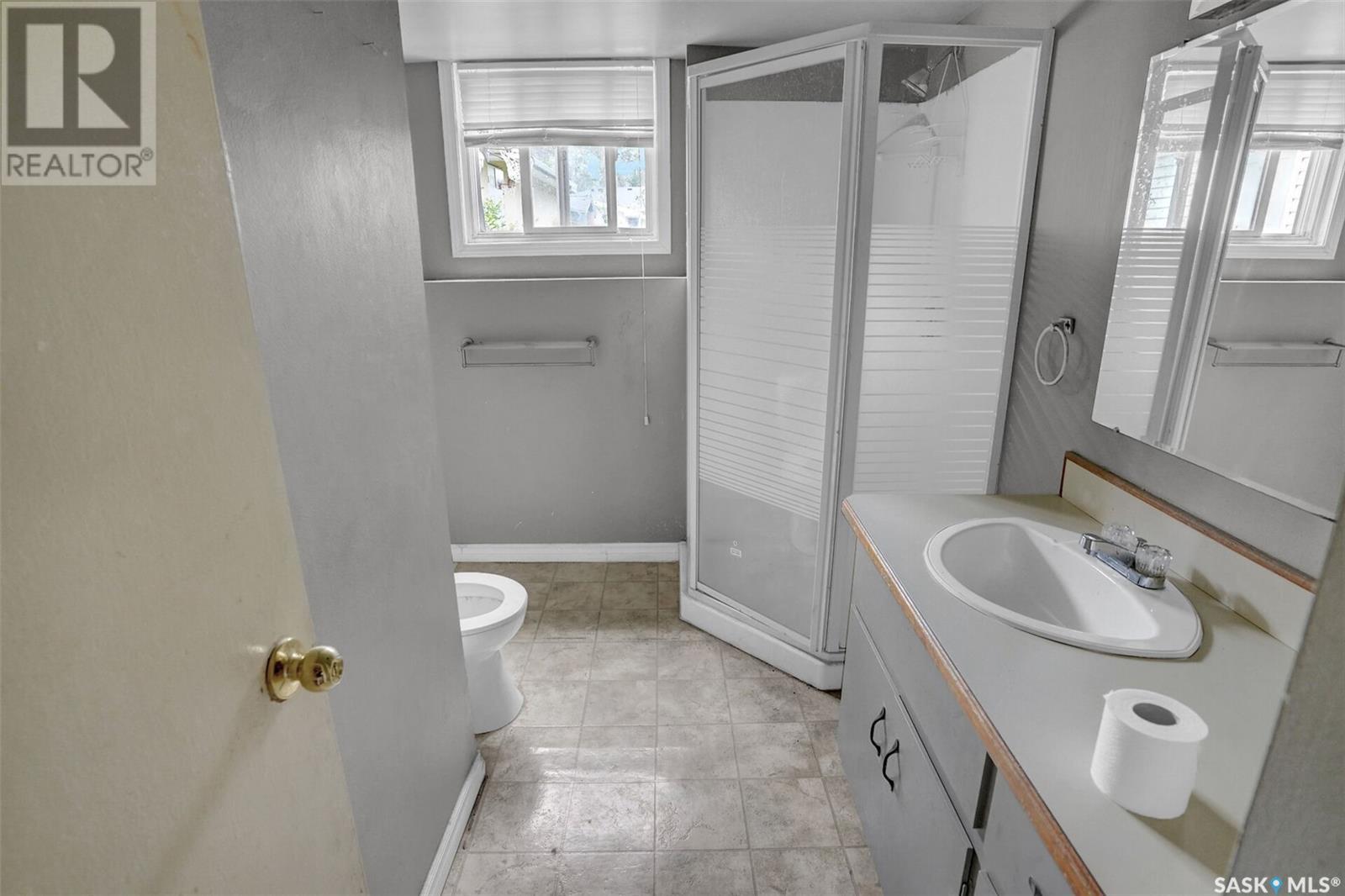 Photo 16 of 345 Mccarthy Boulevard N, Regina SK