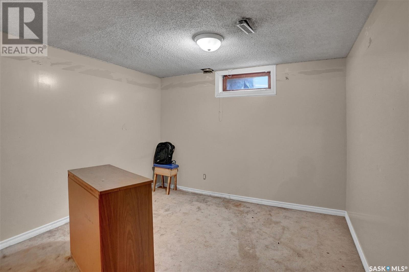 Photo 9 of 345 Mccarthy Boulevard N, Regina SK