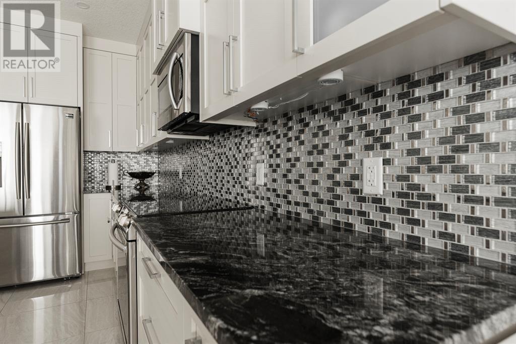 Photo 11 of 216 Comeau Crescent, Fort Mcmurray AB