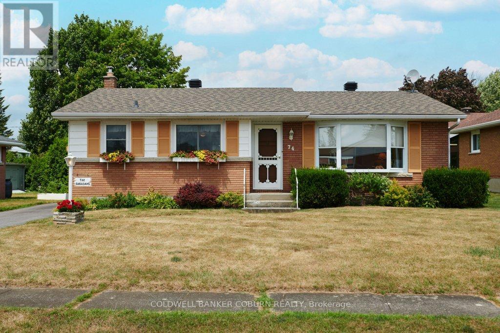 Photo 13 of 74 Kyle Drive, South Dundas ON