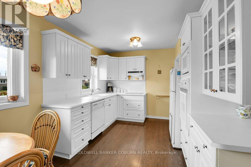 Photo 21 of 74 Kyle Drive, South Dundas ON
