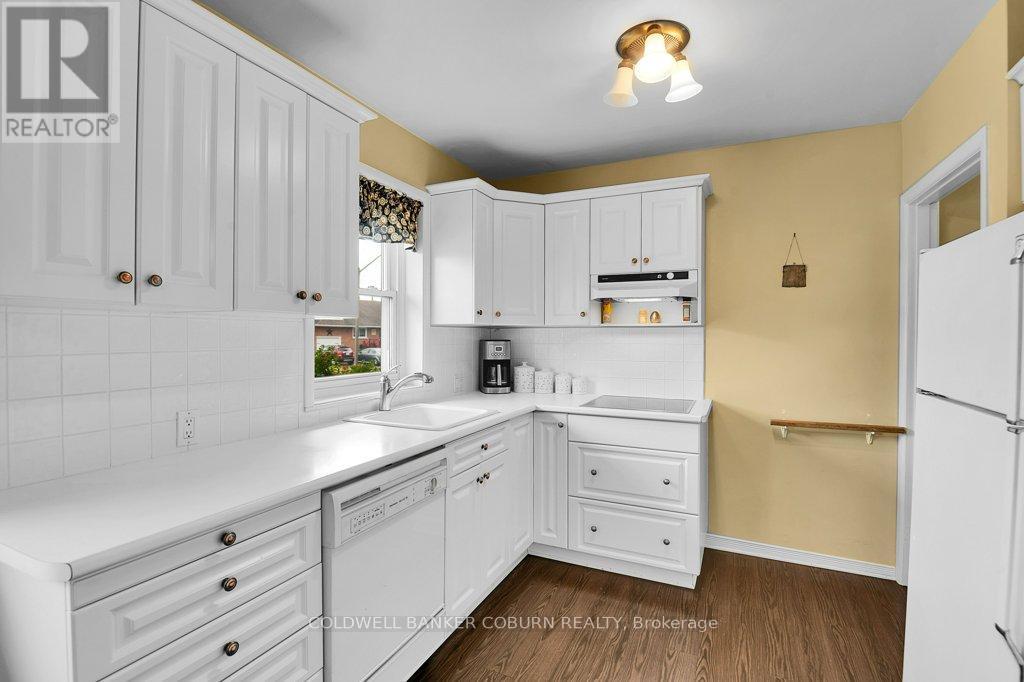 Photo 15 of 74 Kyle Drive, South Dundas ON