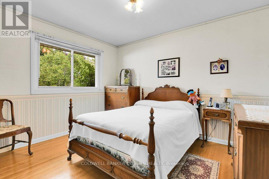 Photo 3 of 74 Kyle Drive, South Dundas ON
