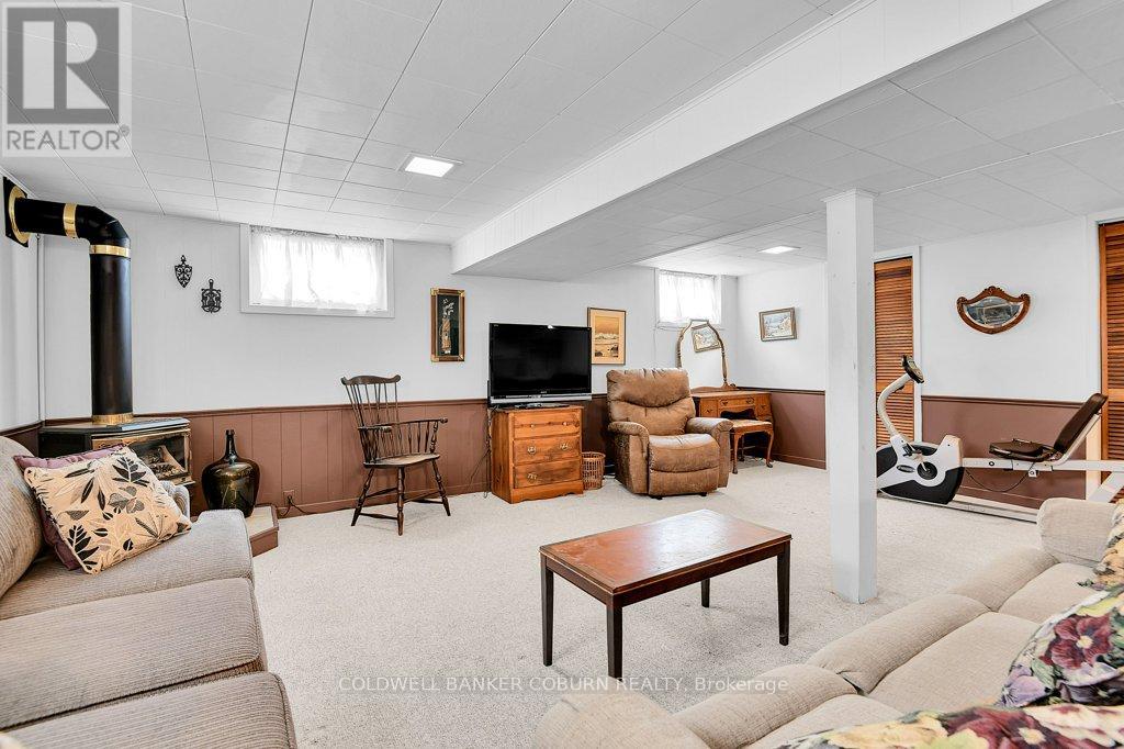 Photo 36 of 74 Kyle Drive, South Dundas ON