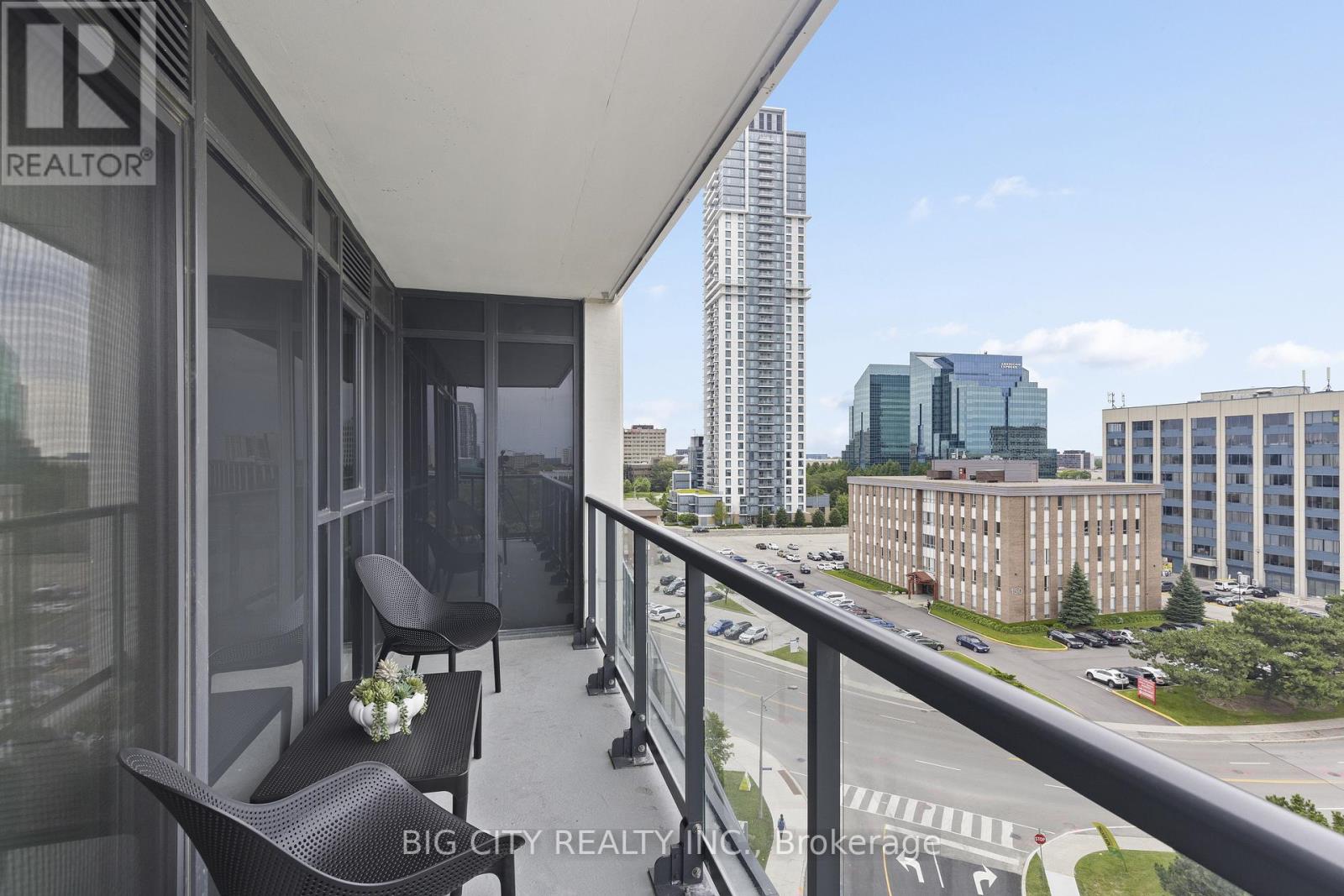 Photo 23 of 209 325 Yorkland Boulevard, Toronto ON