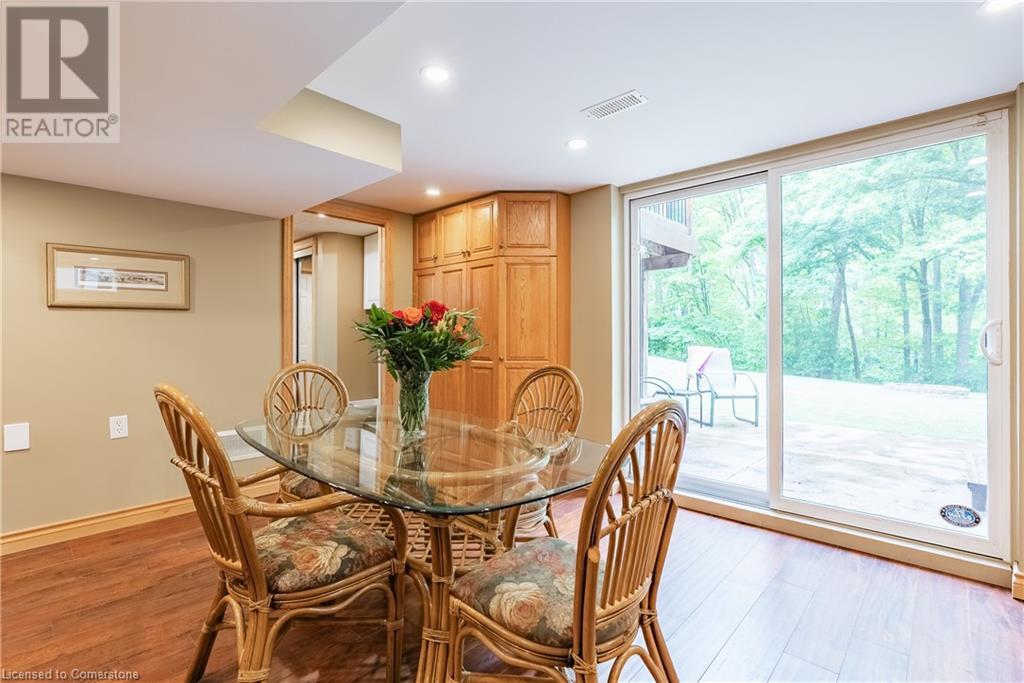 Photo 25 of 3 Maple Drive, Stoney Creek ON