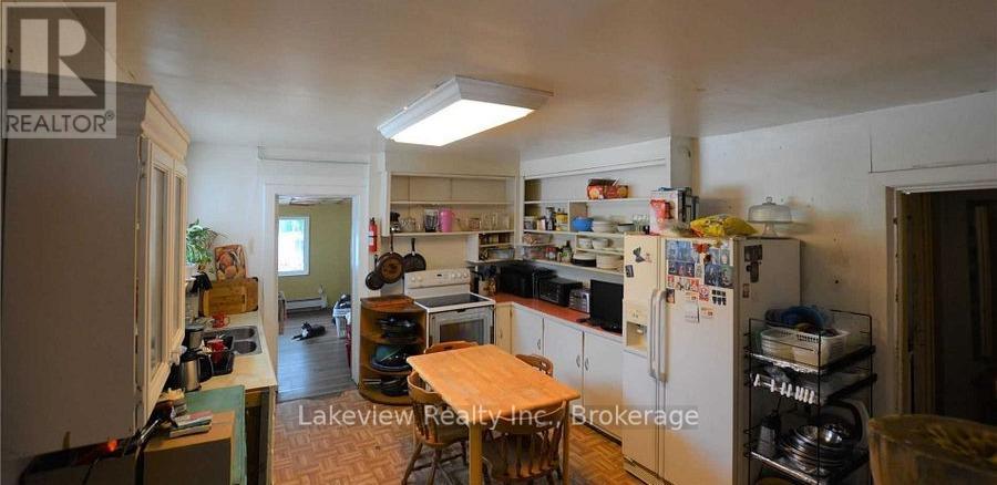 Photo 3 of 159 Barrie Road E, Orillia ON