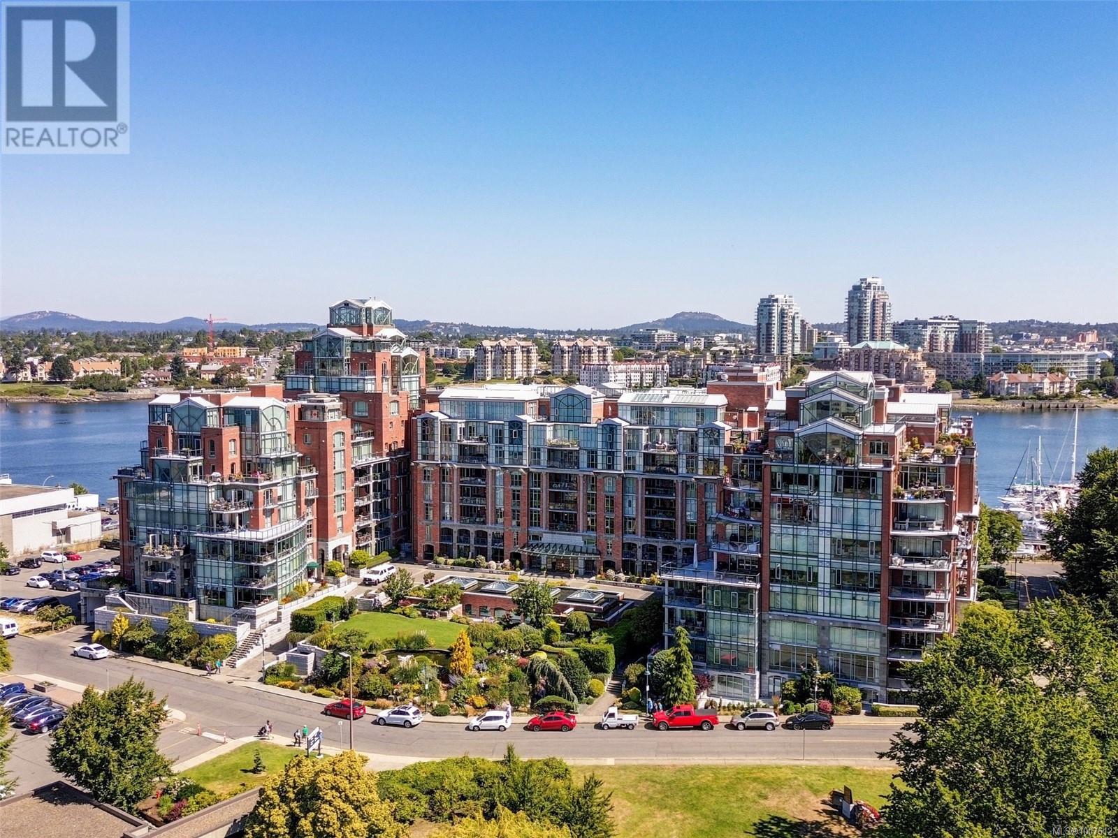 Photo 42 of 14 21 Dallas Rd, Victoria BC