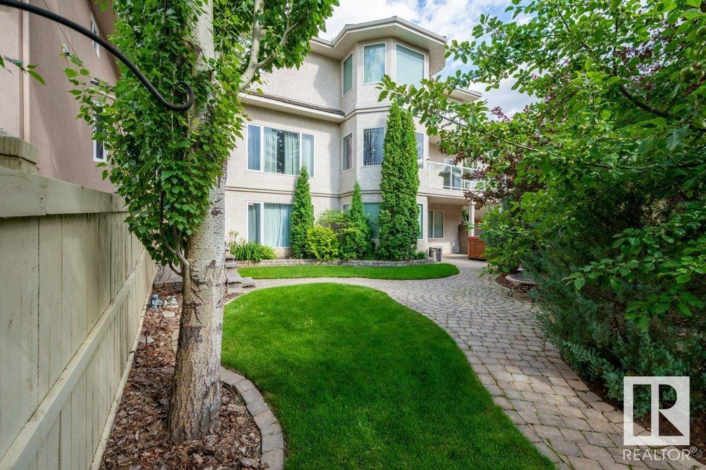 Photo 6 of 1320 119 A St Nw, Edmonton AB