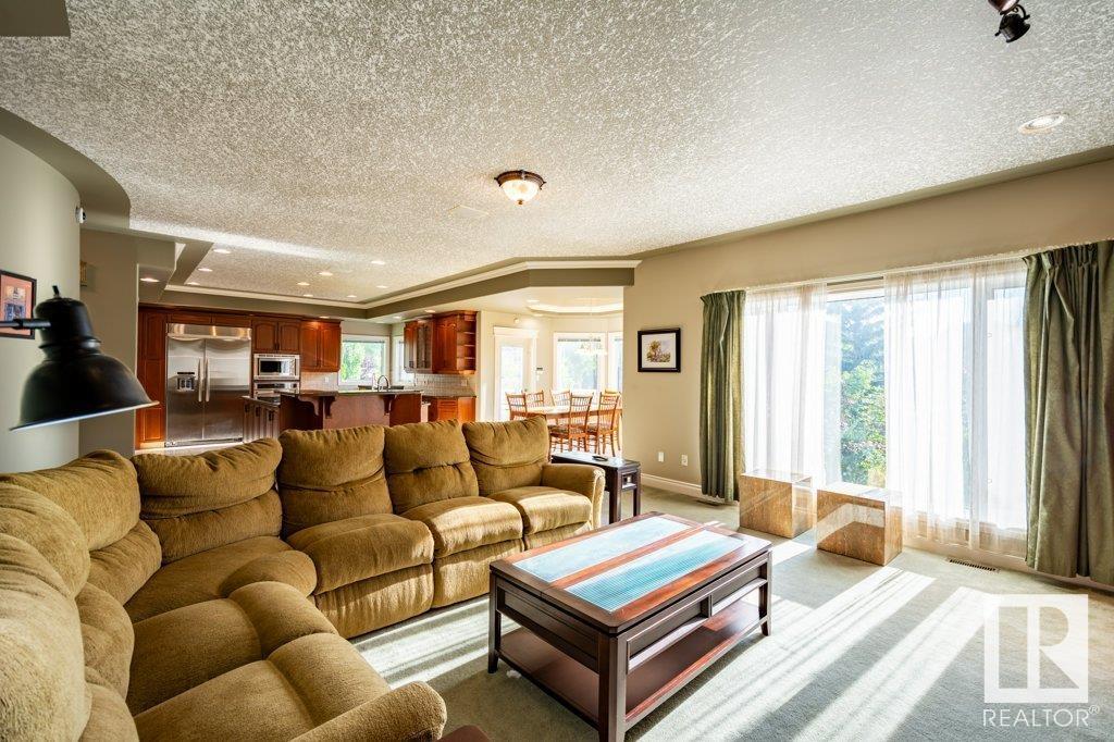 Photo 31 of 1320 119 A St Nw, Edmonton AB