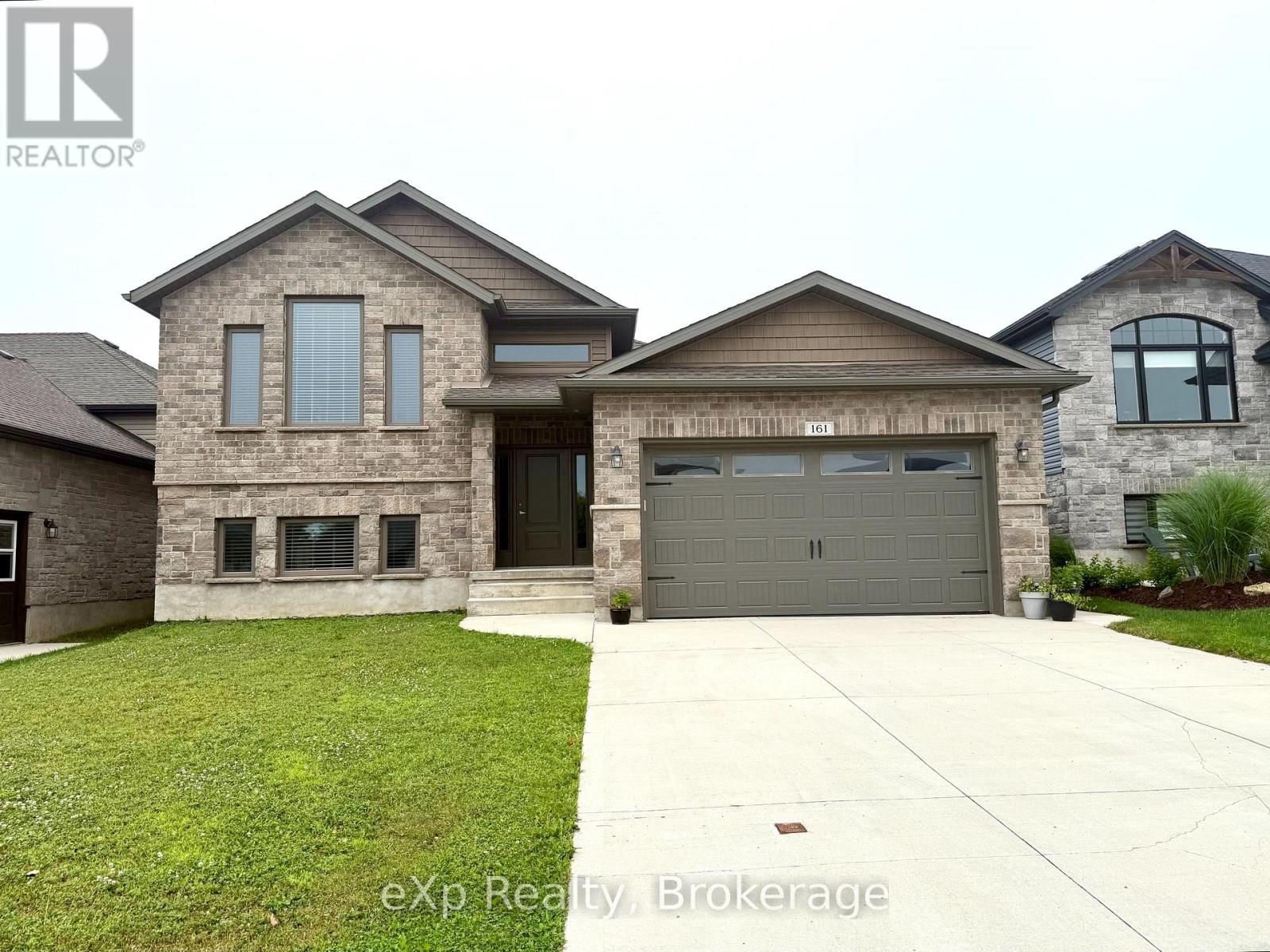 Photo 1 of 161 17th Ave A, Hanover ON
