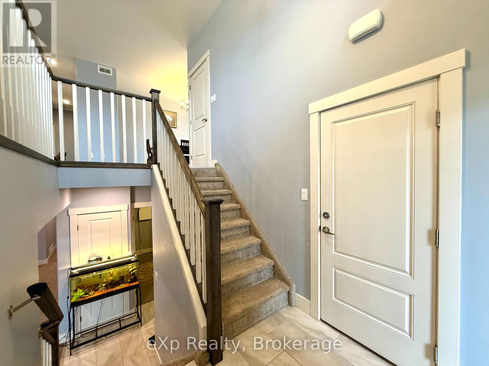 Photo 4 of 161 17th Ave A, Hanover ON