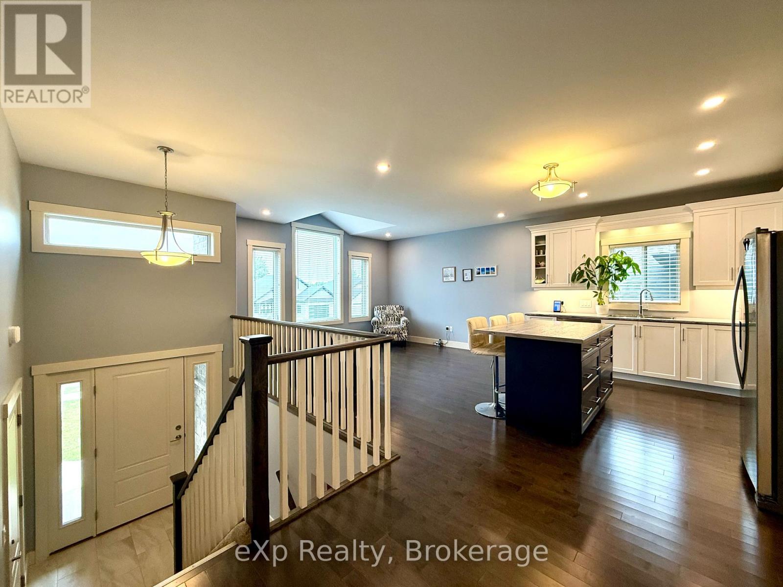 Photo 5 of 161 17th Ave A, Hanover ON
