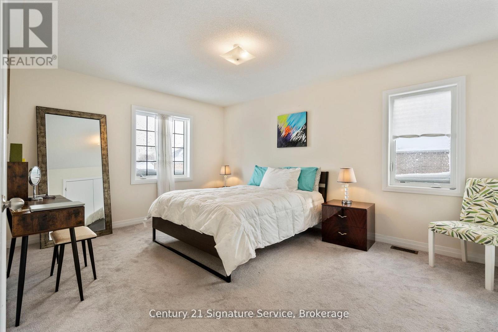 Photo 20 of 42 Bedford Estates Crescent, Barrie ON