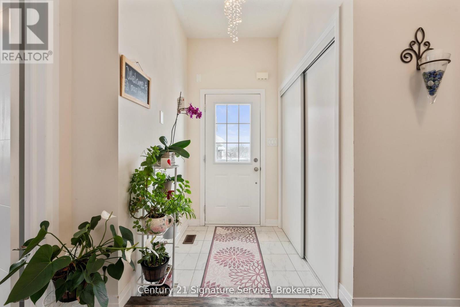 Photo 33 of 42 Bedford Estates Crescent, Barrie ON